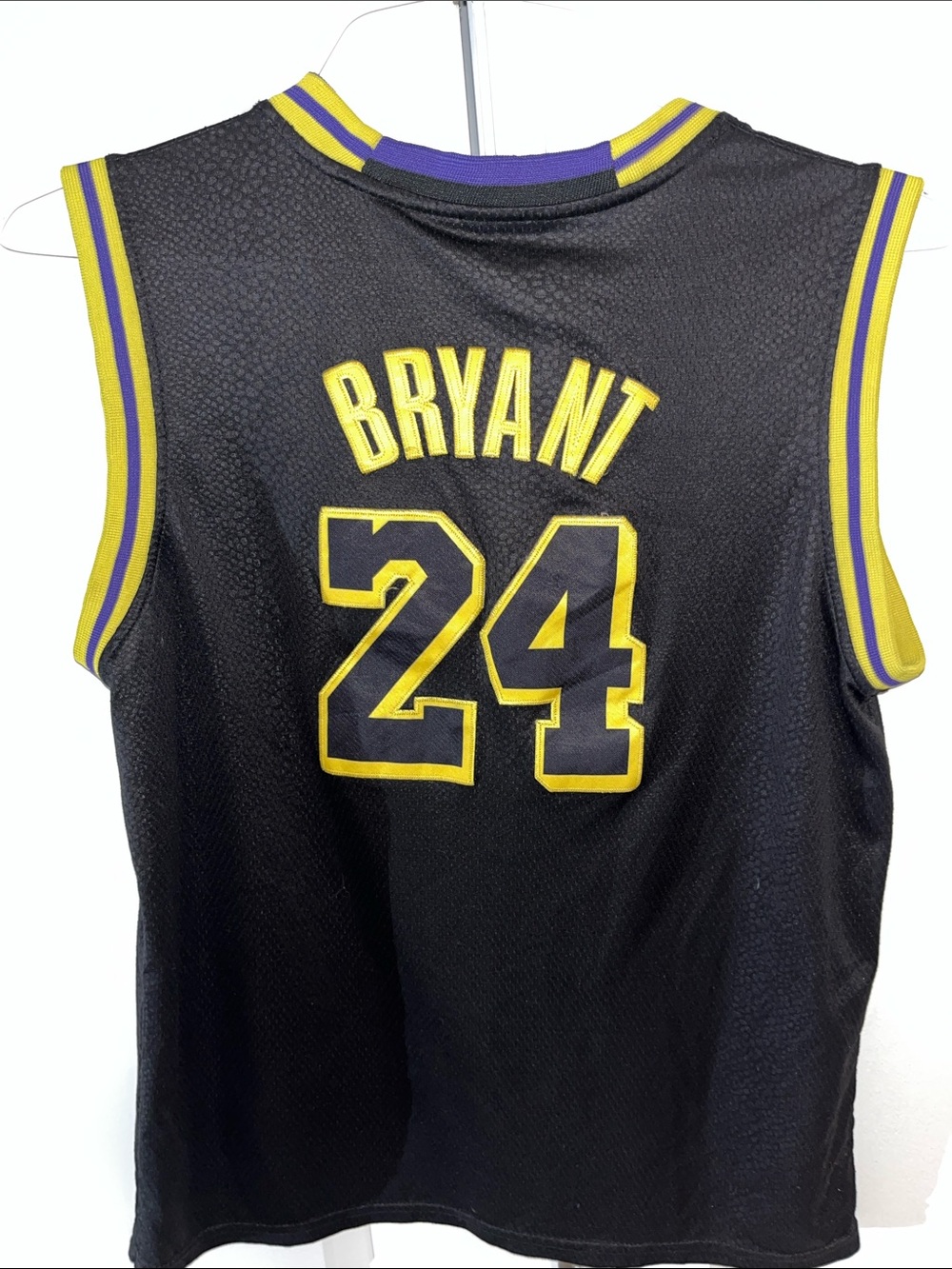 Sewn #24 Bryant Black Mamba Snake Basketball Jersey Youth XL Kids Used